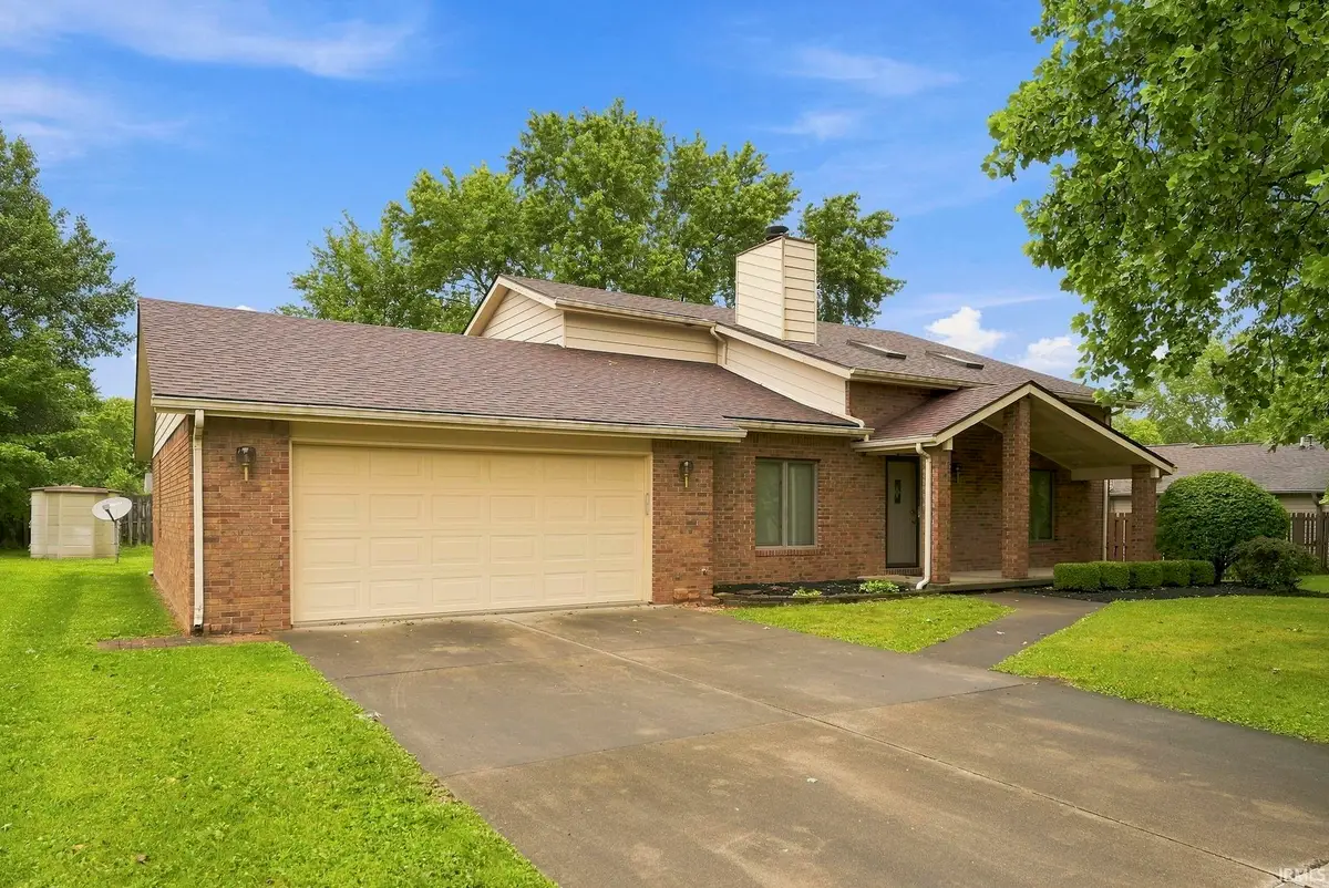 4208 W Hummingbird Way, Muncie, IN 47304 - #1