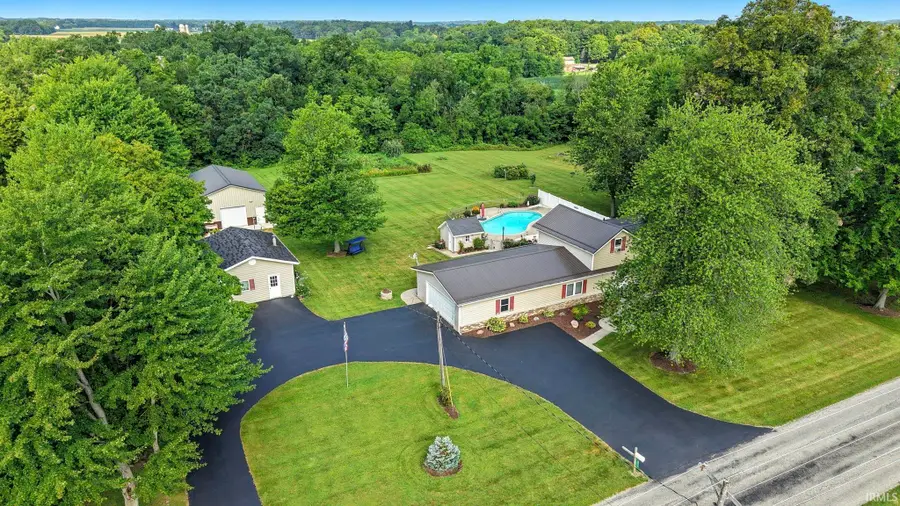 5815 County Rd 650 E Road, Churubusco, IN 46723 - #2