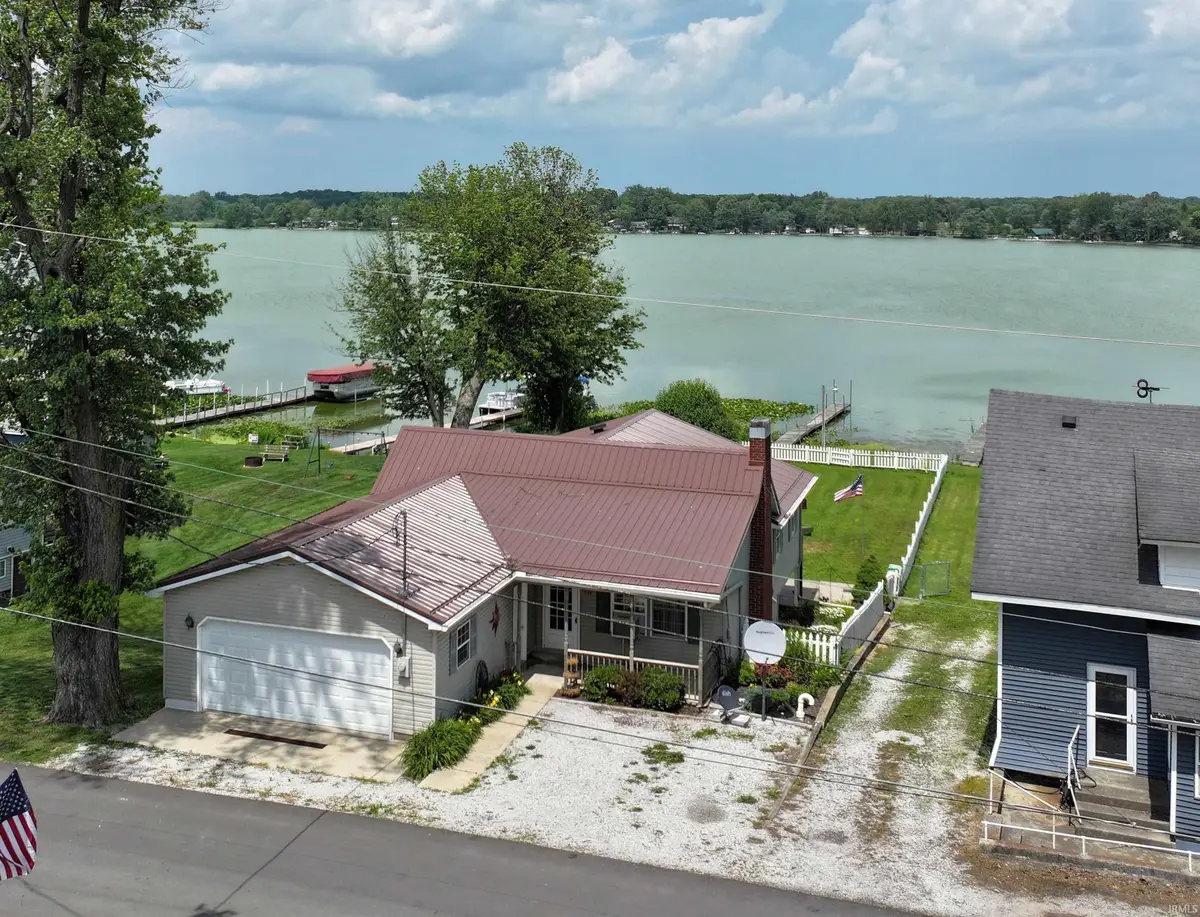 1199 N Main Street, Kewanna, IN 46939 - #1