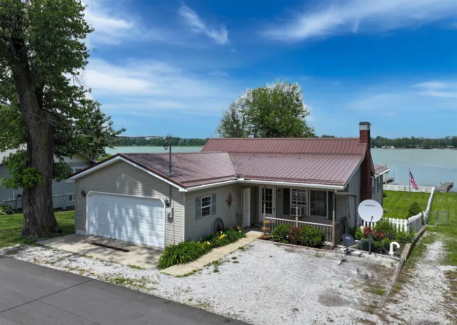1199 N Main Street, Kewanna, IN 46939 - #2