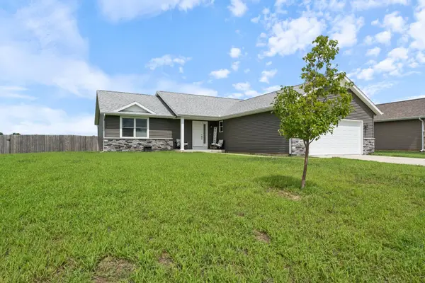 20605 Matthew Drive, Milford, IN 46542