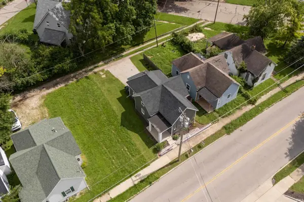 1720 S Hoyt Avenue, Muncie, IN 47302