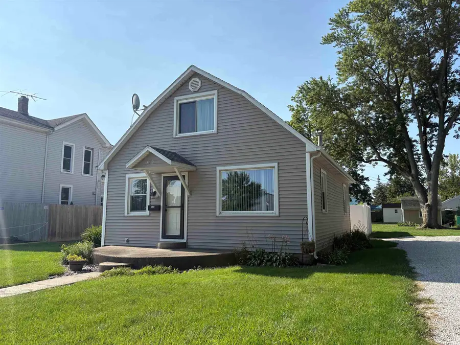 322 E Arnold Street, Bluffton, IN 46714 - #3