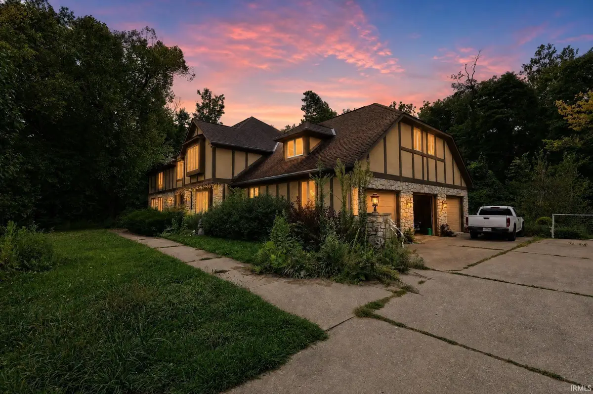 7601 S Nantucket Woods Court, Terre Haute, IN 47802 - #1