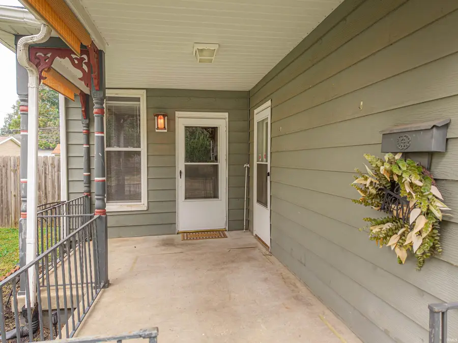 409 E Water Street, Mount Vernon, IN 47620 - #3