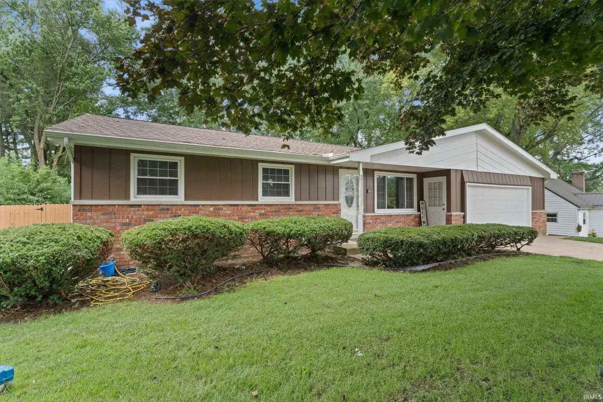 19622 Ruth Avenue, South Bend, IN 46614 - #1