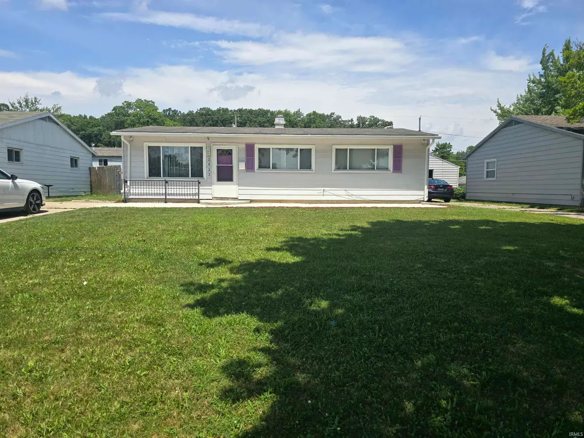 2823 Trentman Avenue, Fort Wayne, IN 46806 - #1