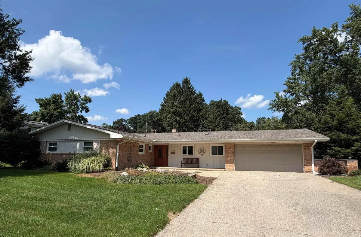 1510 Springbrook Drive, Elkhart, IN 46514 - #1
