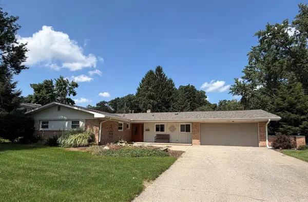 1510 Springbrook Drive, Elkhart, IN 46514