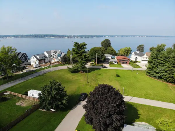 TBD Wawasee Circle S, Cromwell, IN 46732