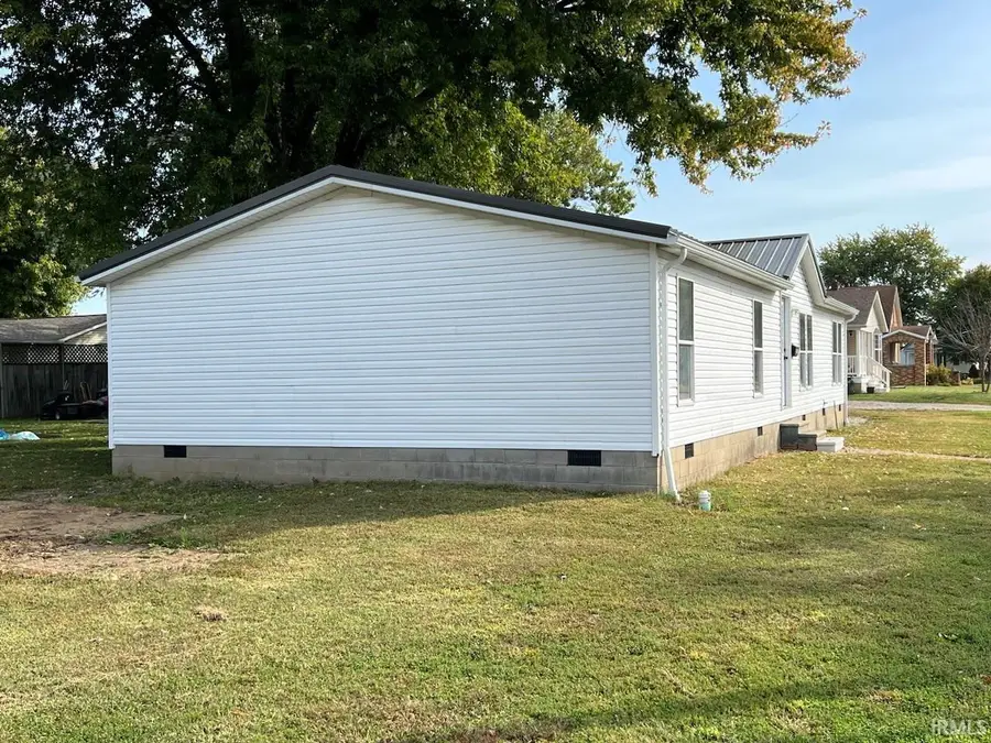 704 E First Street, Huntingburg, IN 47542 - #3