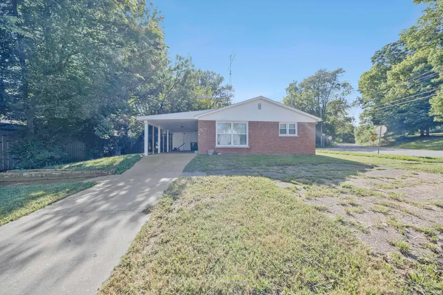 831 Mill Street, Mount Vernon, IN 47620 - #2