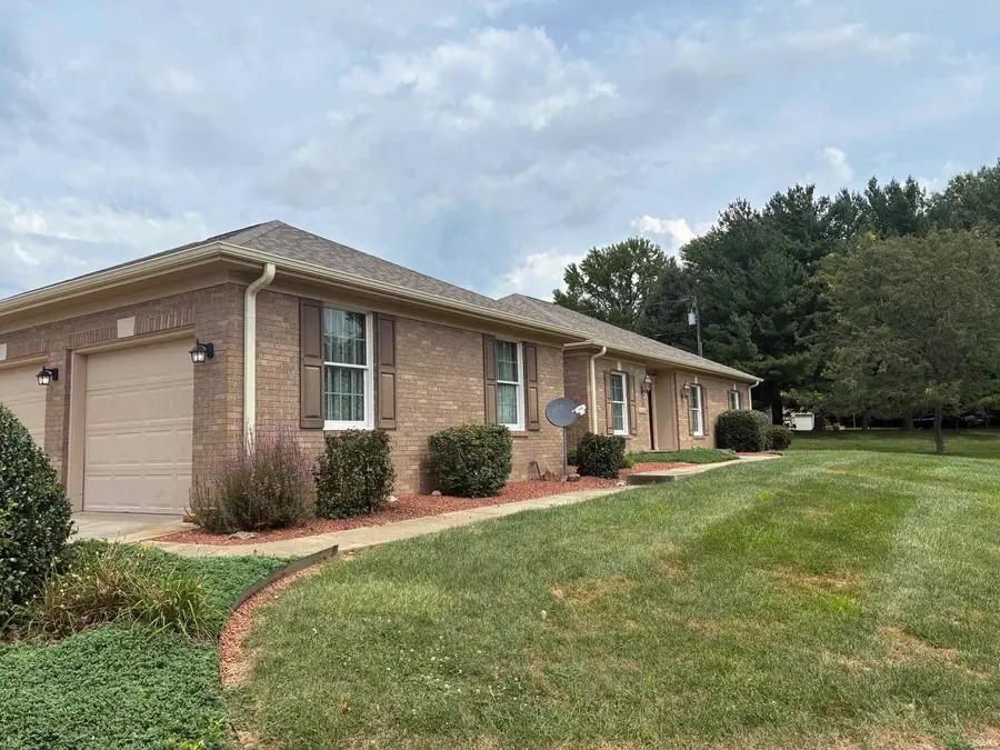 3468 E Stoneybrook Court, Vincennes, IN 47591 - #2