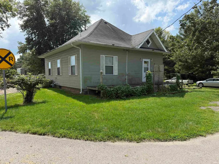 996 E 900 N, Burrows, IN 46916 - #2