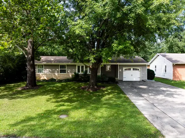 1909 N Riley Road, Muncie, IN 47304