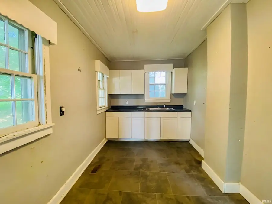 12 E Market Street, Chrisney, IN 47611 - #2