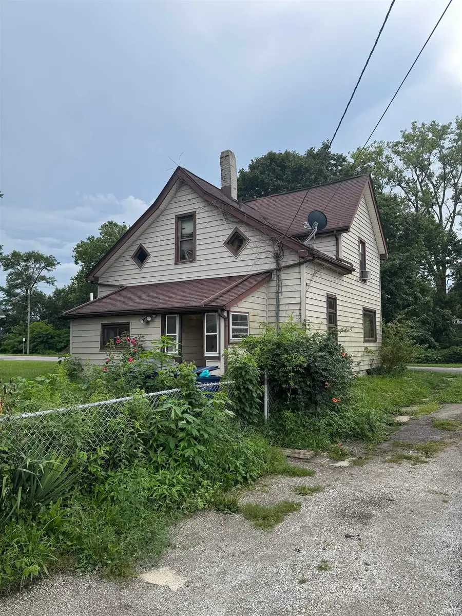 1212 N Washington Street, Marion, IN 46952 - #2