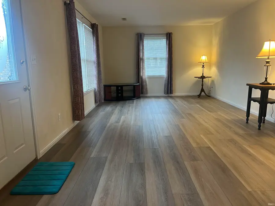 511 W 36th Road, Jasper, IN 47546 - #2