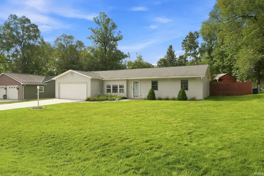 2123 Wayside Drive, Fort Wayne, IN 46818 - #2