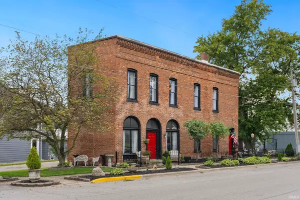 110 E Market Street, Pierceton, IN 46562