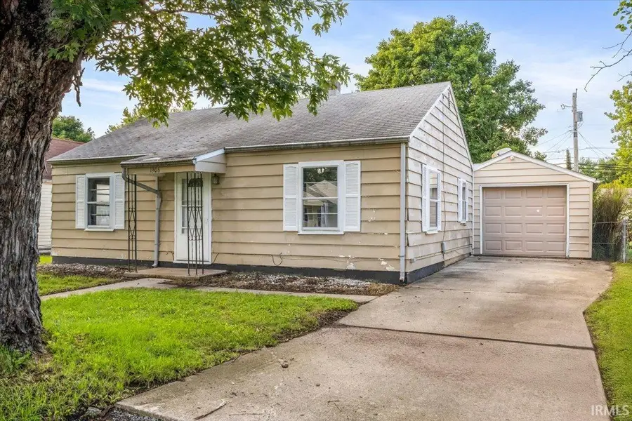 1906 E 24th Street, Muncie, IN 47302 - #2