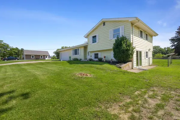 57092 County Road 35, Middlebury, IN 46540