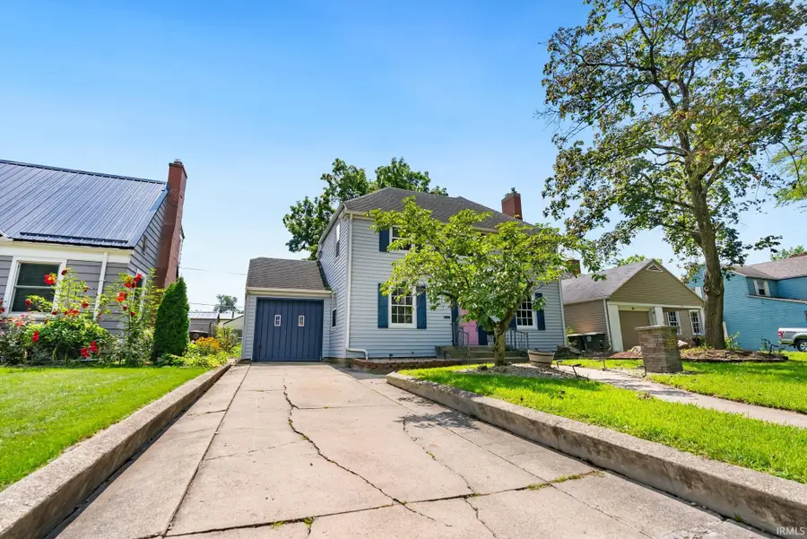 327 W Sherwood Terrace, Fort Wayne, IN 46807 - #2