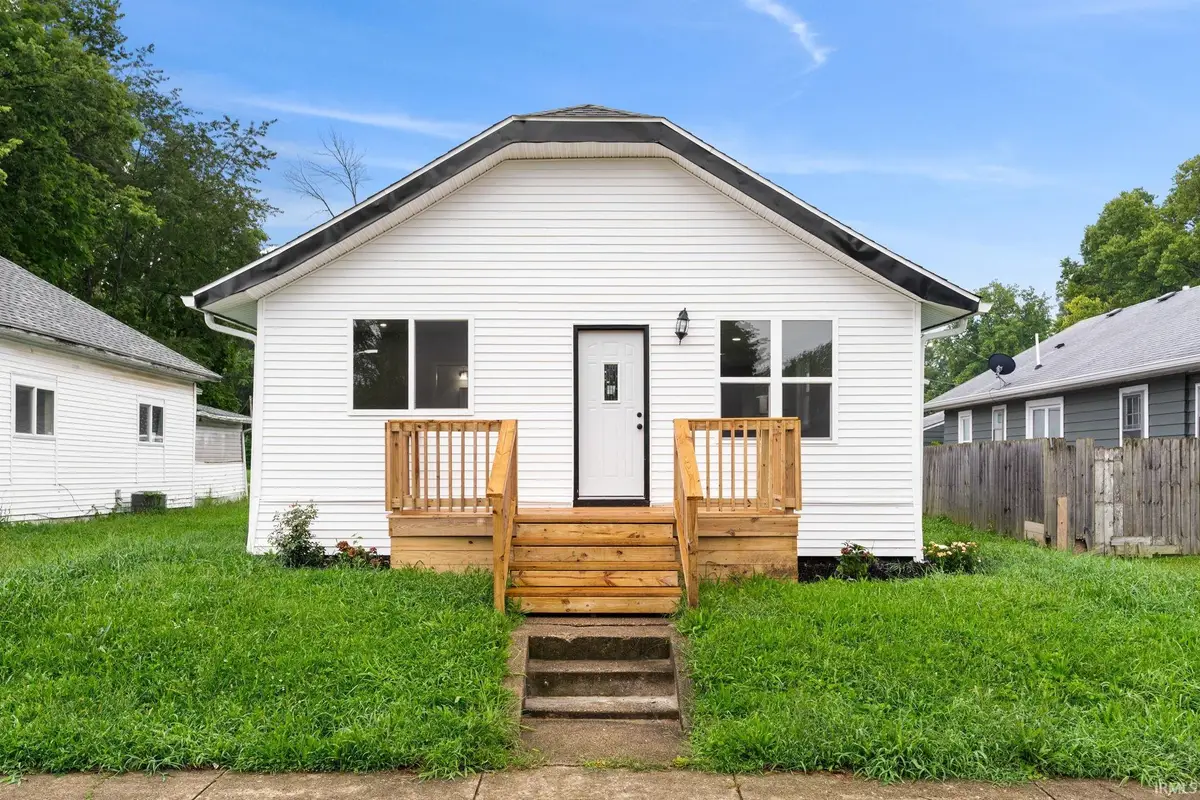 905 E Richmond Street, Kokomo, IN 46901 - #1