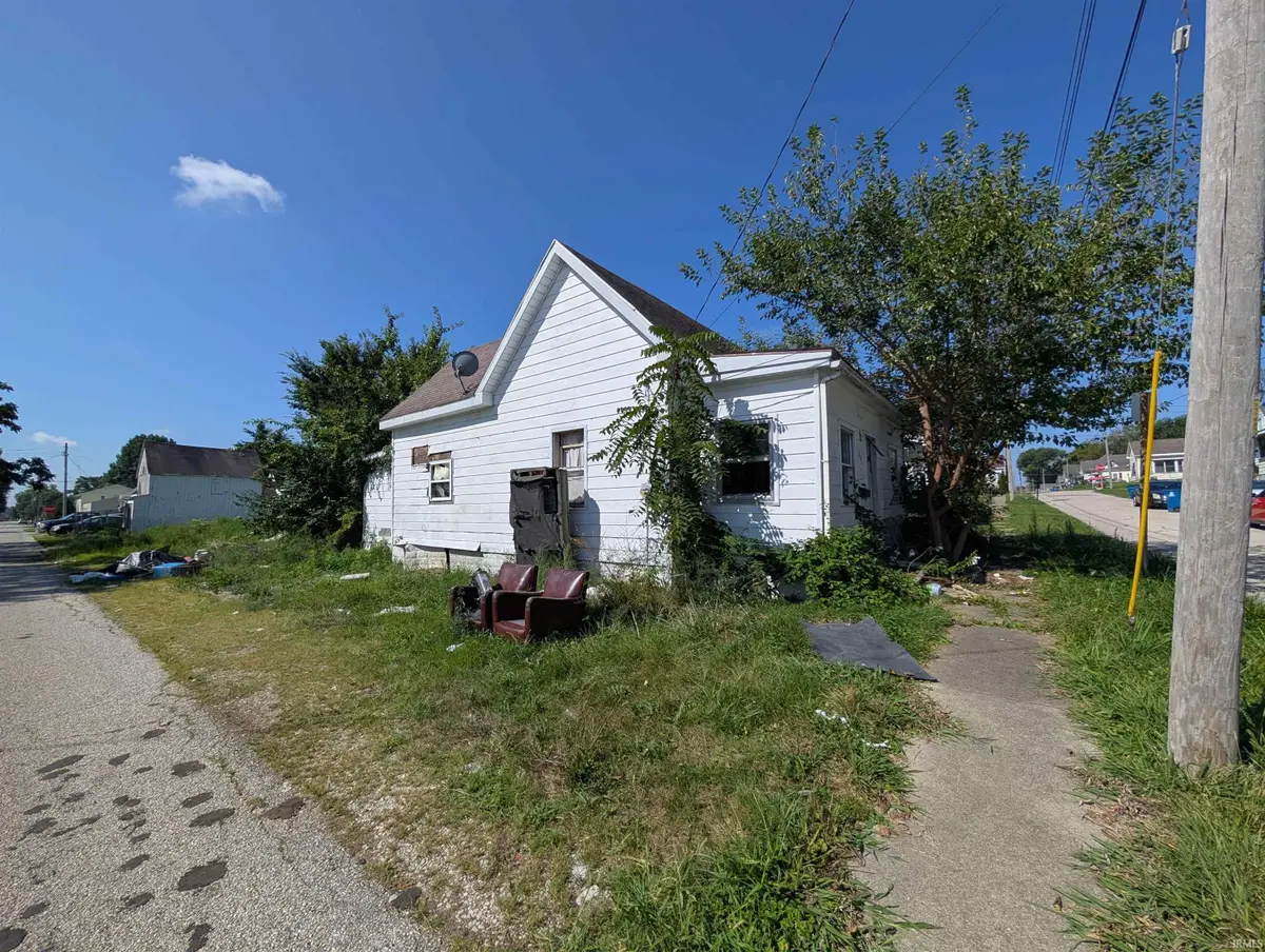 602 Dubois Street, Lawrenceville, IN 62439 - #1
