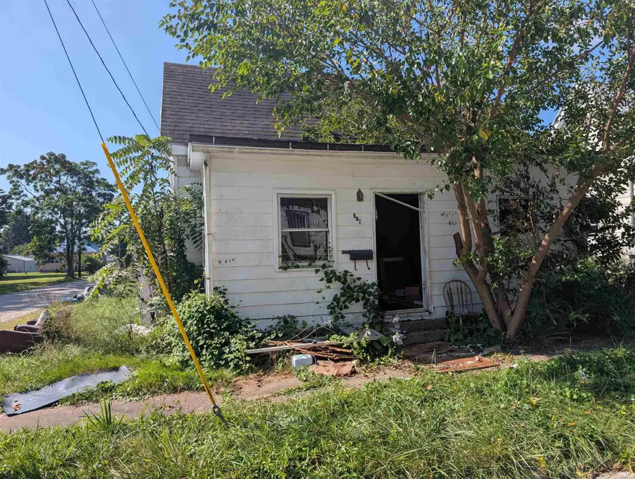 602 Dubois Street, Lawrenceville, IN 62439 - #2