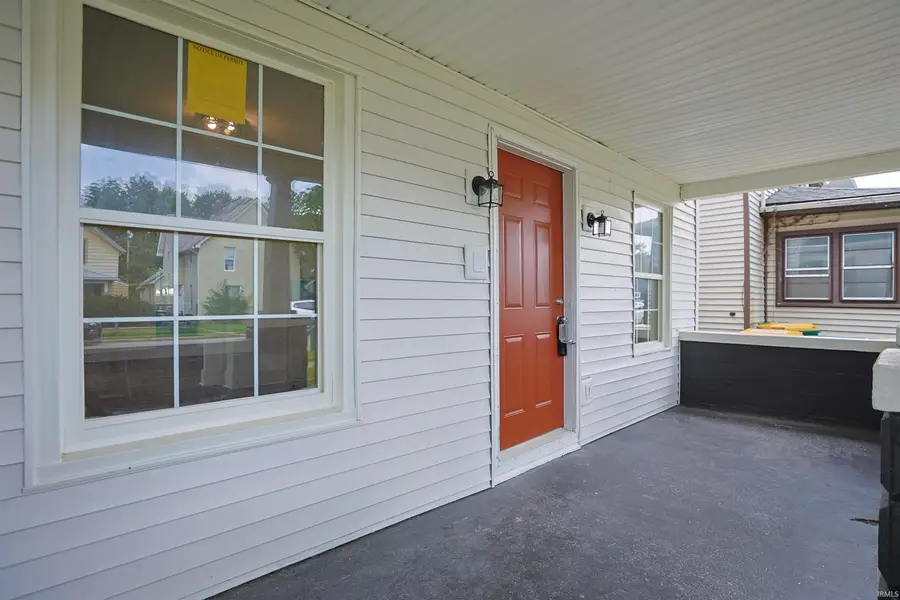 209 E 6th Street Street, Mishawaka, IN 46544 - #3