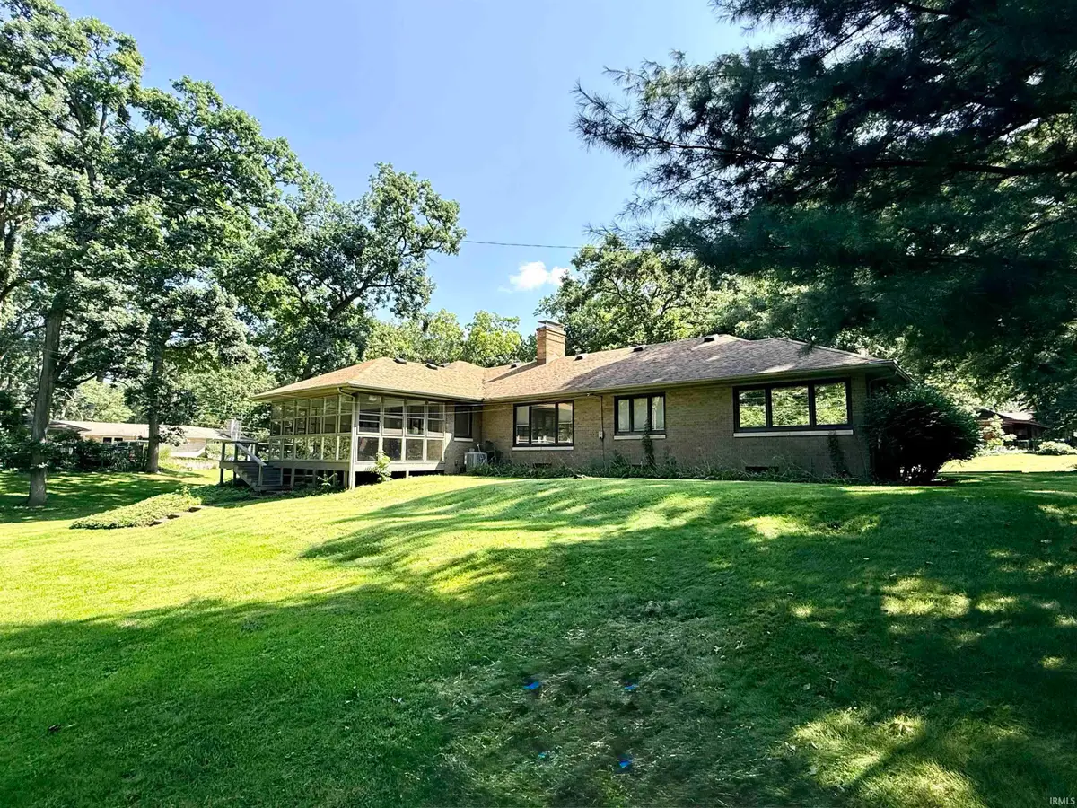 1105 White Oak Drive, South Bend, IN 46617 - #1