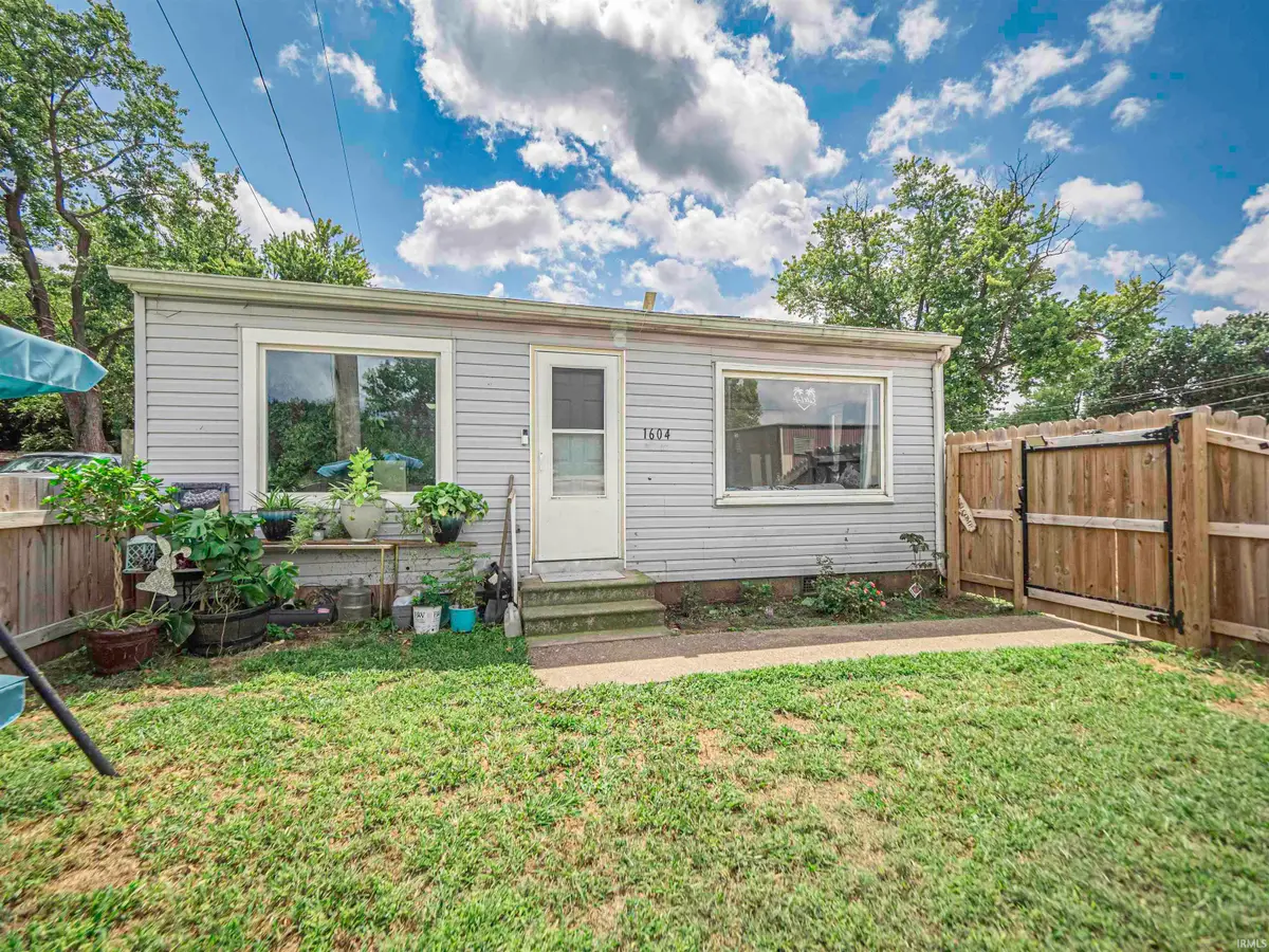 1604 Allens Lane, Evansville, IN 47710 - #1
