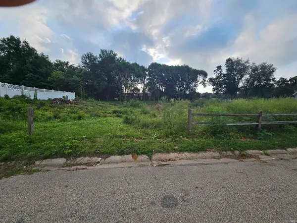 55664 Cardinal Drive, South Bend, IN 46619