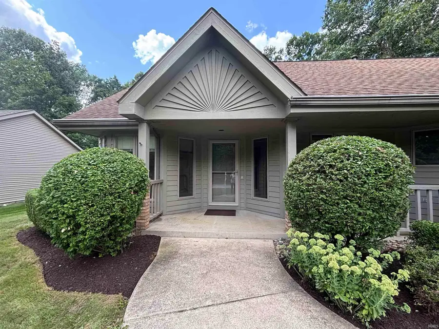 8209 Summerset Place, Fort Wayne, IN 46825 - #2