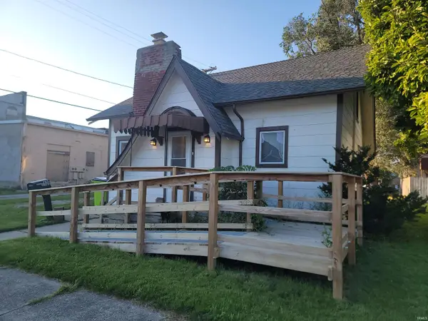 109 E Oak Street, Butler, IN 46721