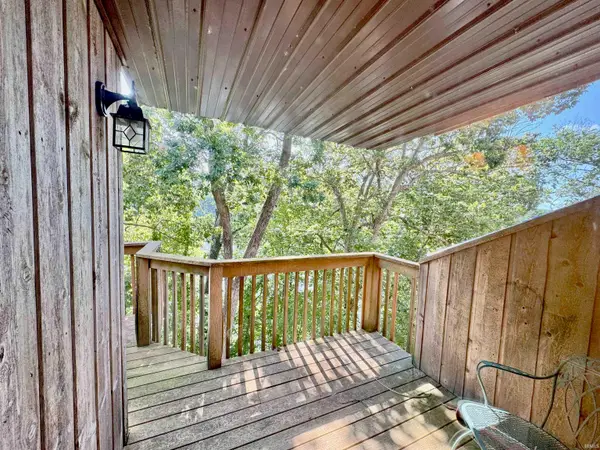 9173 S Pointe Lasalles Drive, Bloomington, IN 47401