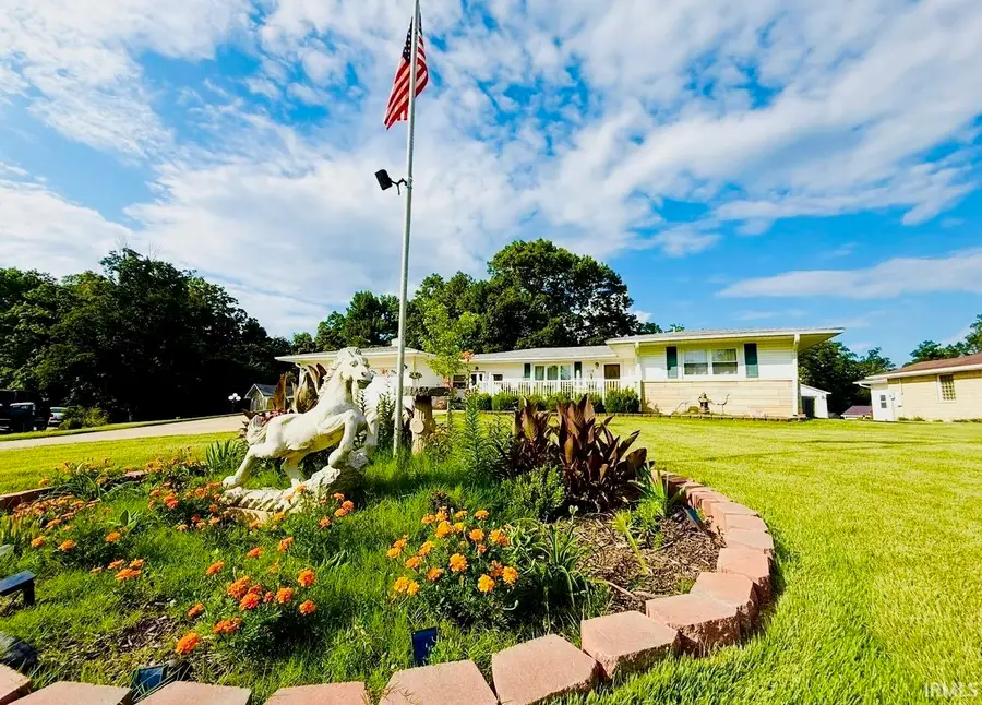104 Inman Court, Bedford, IN 47421 - #2