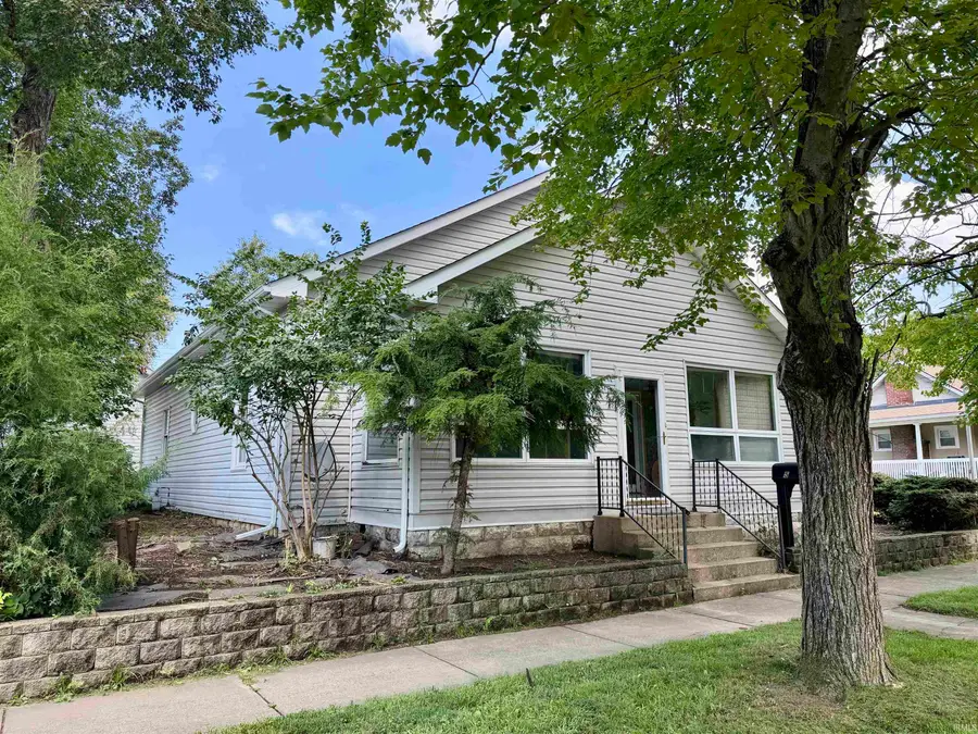 525 E Franklin Street, Delphi, IN 46923 - #2