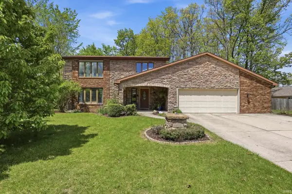 2208 Hearthstone Drive, Fort Wayne, IN 46804