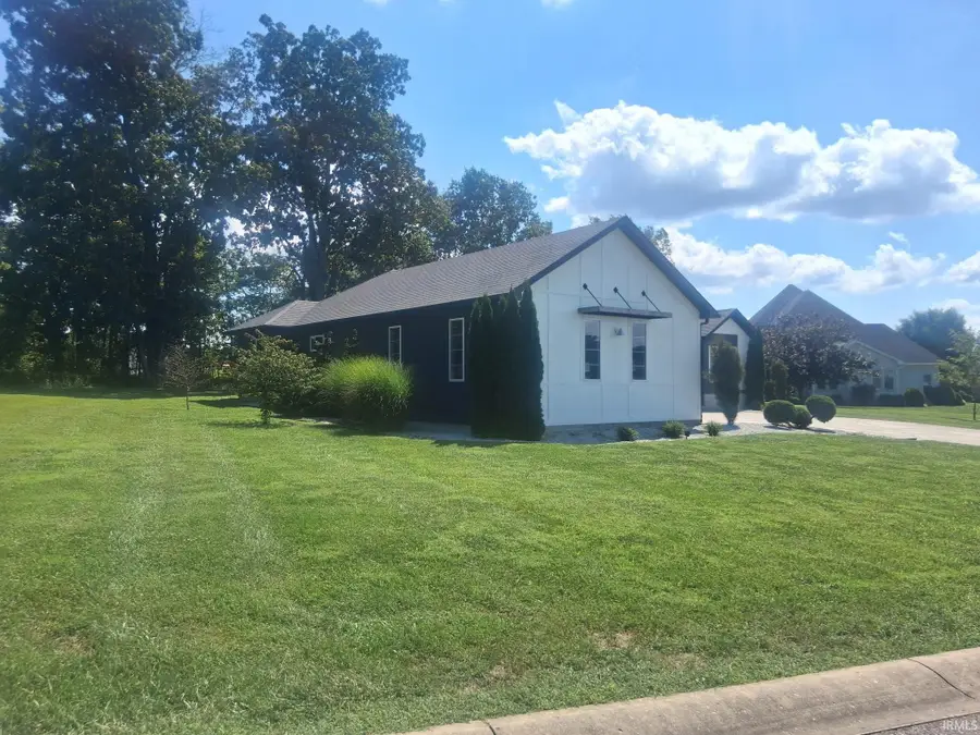 419 Summer Lake Drive, Bedford, IN 47421 - #3