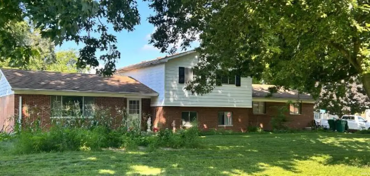 2221 W South Street, Mexico, IN 46958 - #1