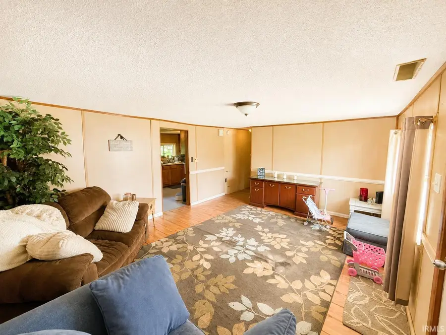 816 S Williams Street, Bluffton, IN 46714 - #2
