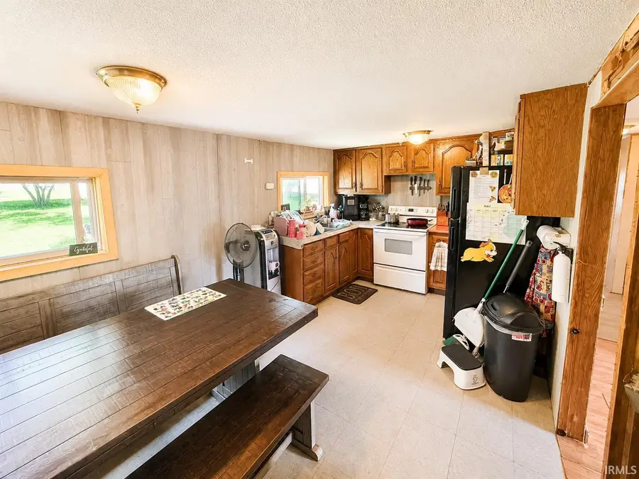 816 S Williams Street, Bluffton, IN 46714 - #3