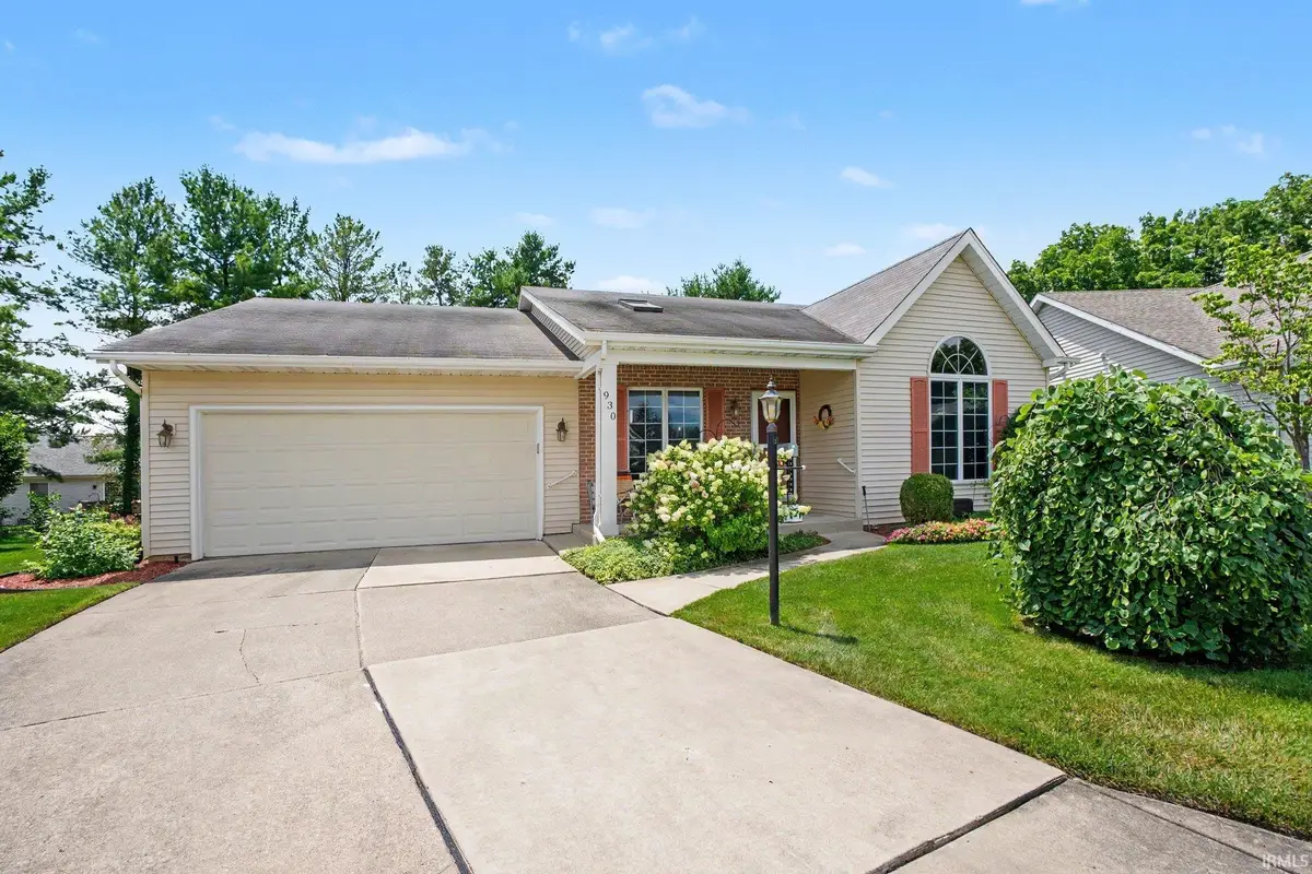 930 Fredericksburg Court, South Bend, IN 46614 - #1