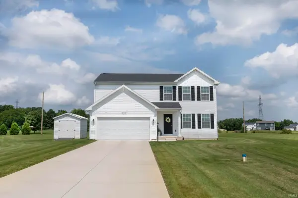 50712 Acorn Trail, Elkhart, IN 46514