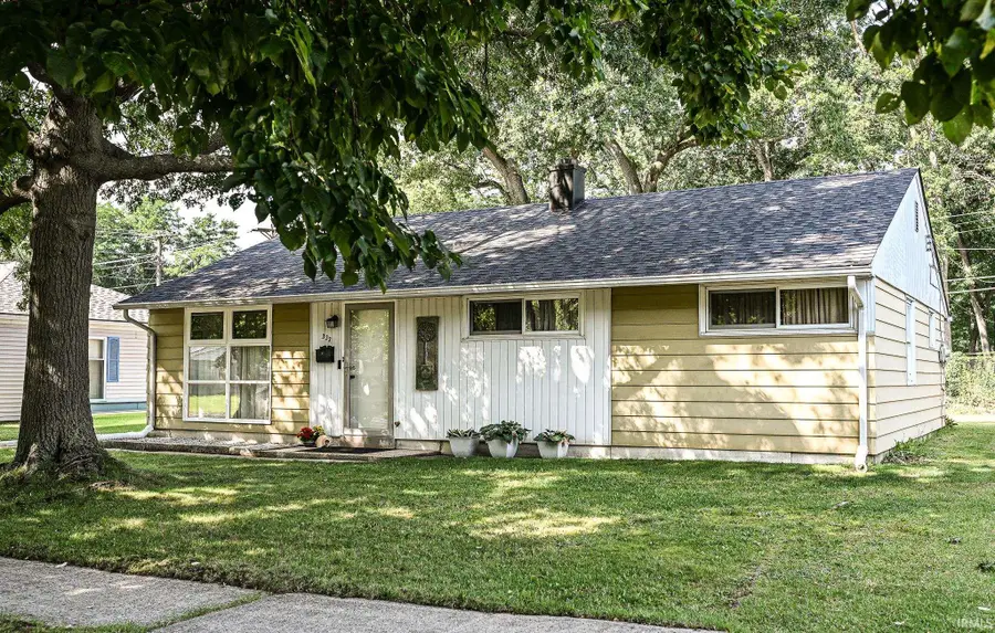 333 Manchester Drive, South Bend, IN 46615 - #2
