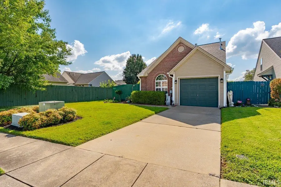 9546 Cayes Drive, Evansville, IN 47725 - #2