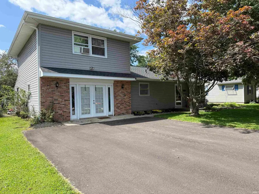 1010 S Hamilton Street, Delphi, IN 46923 - #2