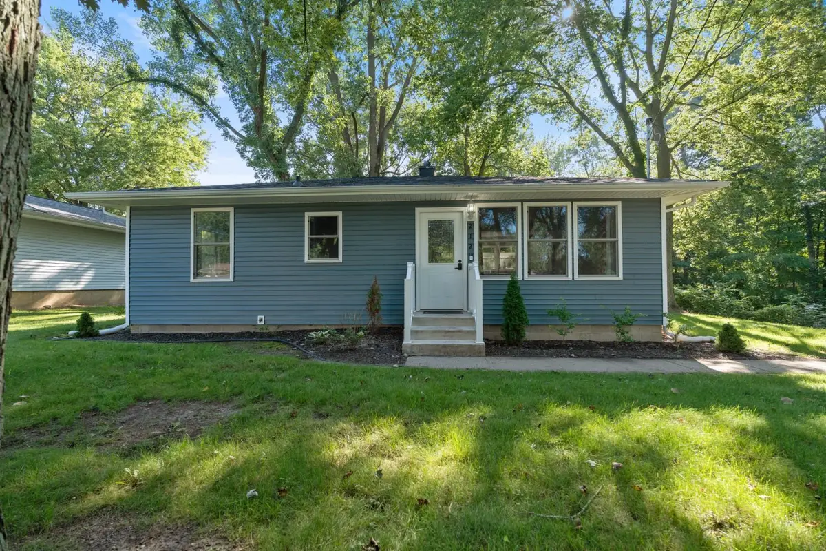 212 Wedrick Drive, Warsaw, IN 46580 - #1
